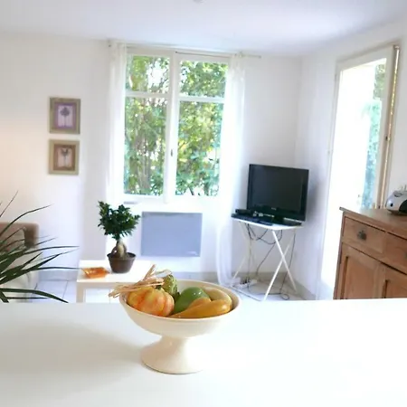 Holiday home Sous Les Tilleuls Cassis