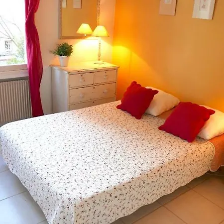 Holiday home Sous Les Tilleuls *